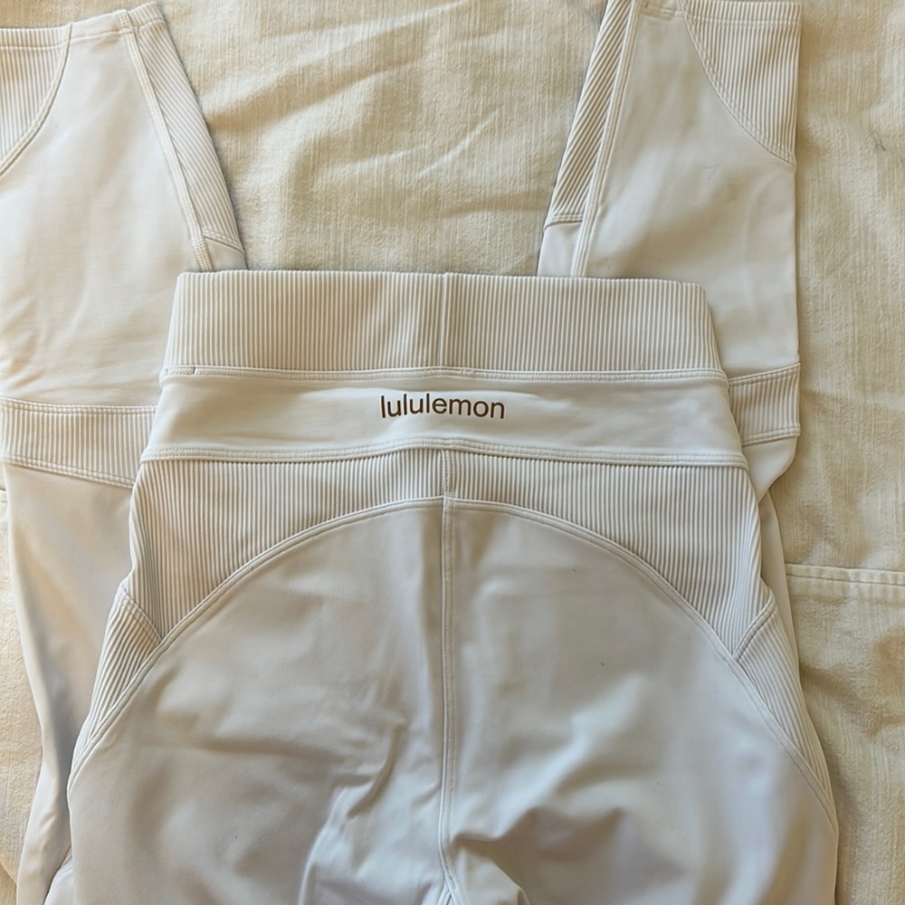 lululemon special edition leggings in luon fabric